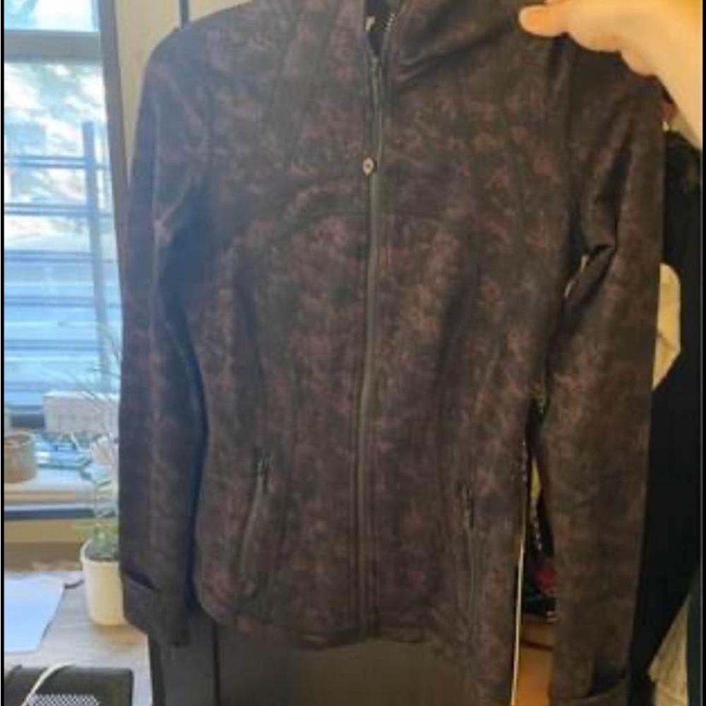 Lululemon define Jacket